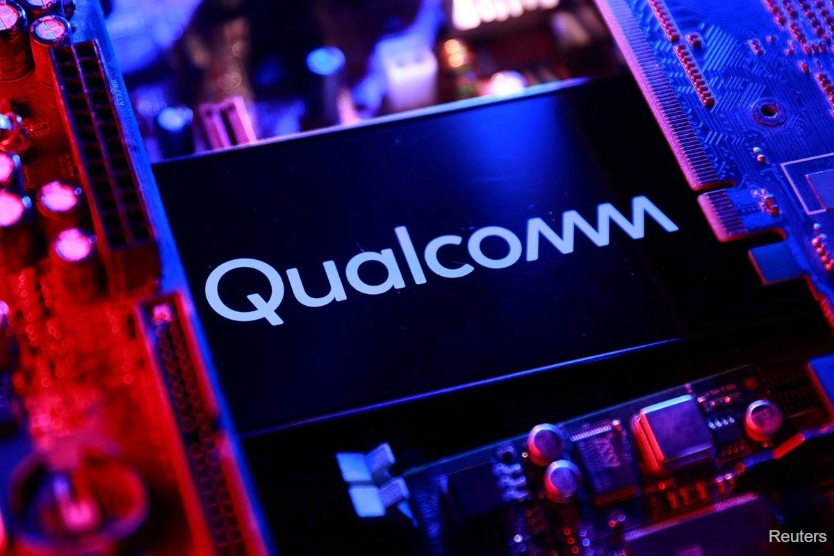 Qualcomm says UK lawsuit over smartphone chip royalties will be withdrawn